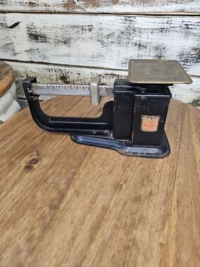 Vintage 1944 Triner Black Postal Scale with Brass Tray